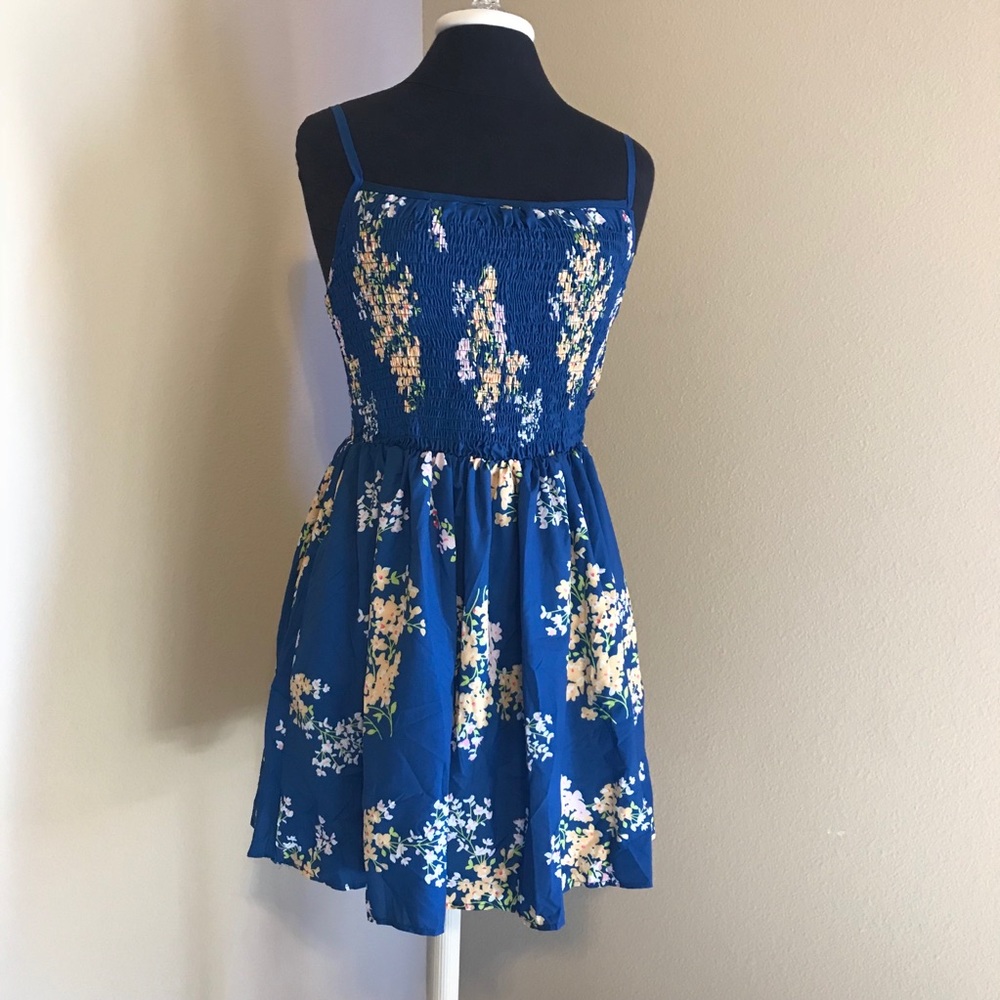 ❤️ Romwe Floral dress in blue